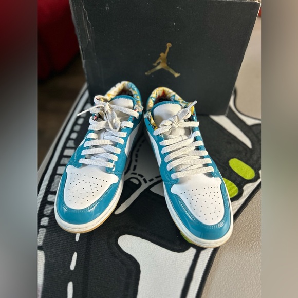 Air Jordan 1 Low “Barcelona Cyber Seal” - Picture 6 of 6